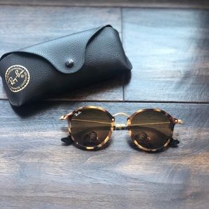 Ray-ban Round Fleck Sunglasses